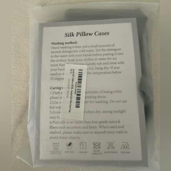 Luxurious silk Gray/silver Pillowcase Set size queen - Picture 11 of 12